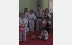 Escale du Pére Noël aux Ecoles de Judo de Draguignan, Trans-en-Provence et La Motte.